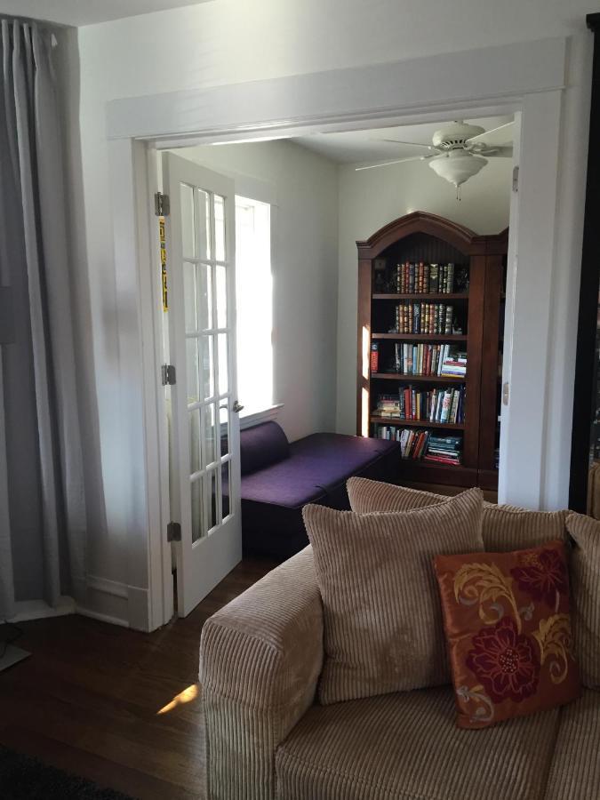 Oak Park Beauties - Tree Lined Streets - Walkable Apartment ภายนอก รูปภาพ