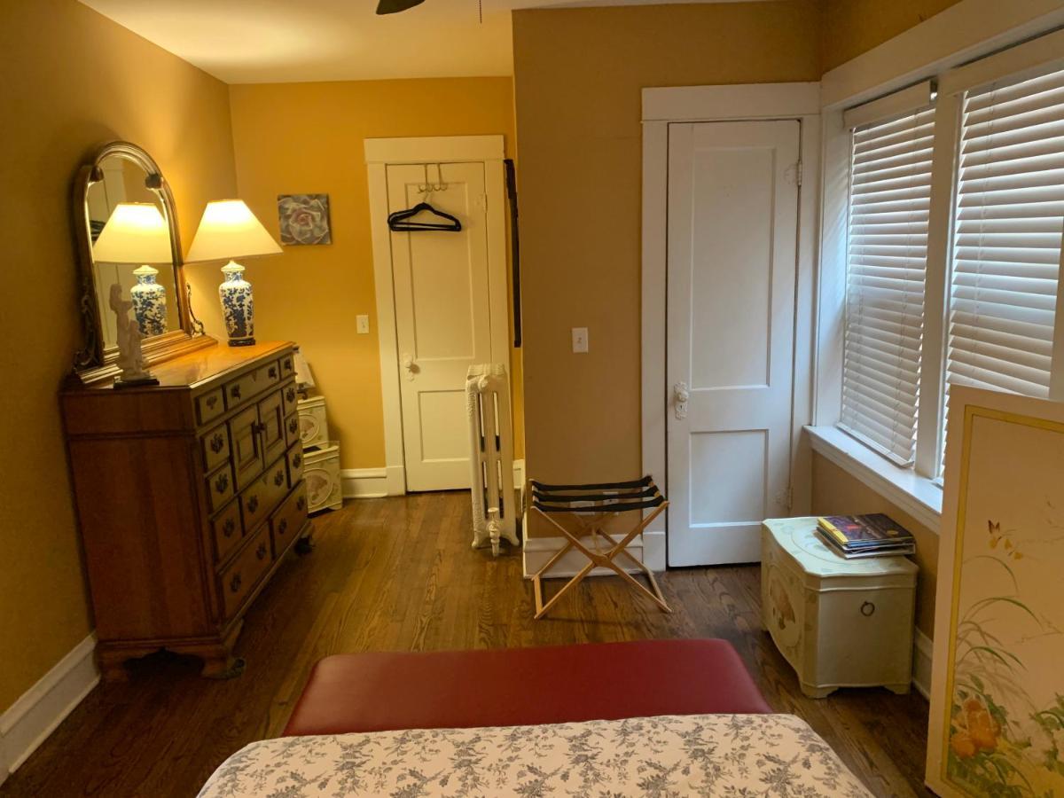 Oak Park Beauties - Tree Lined Streets - Walkable Apartment ภายนอก รูปภาพ